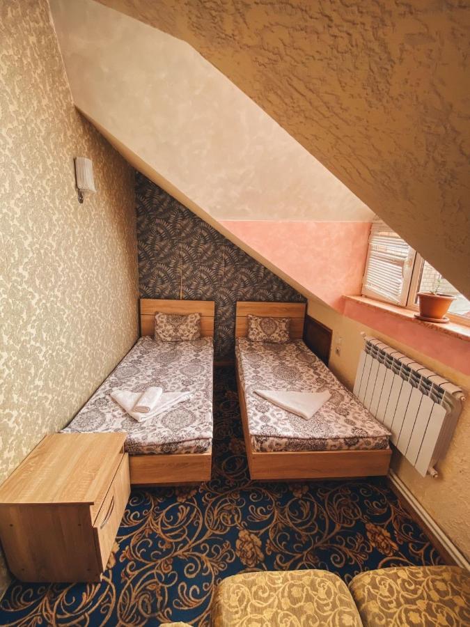 Crystal Villa Hotel Erévan Extérieur photo